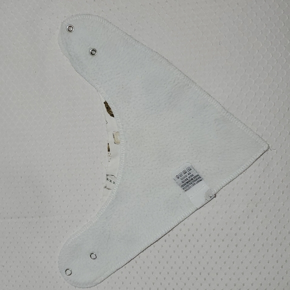 BIBS-Bundle 5 Washable Infant Bibs. Mixed Tags-Snap Closures - Picture 12 of 15